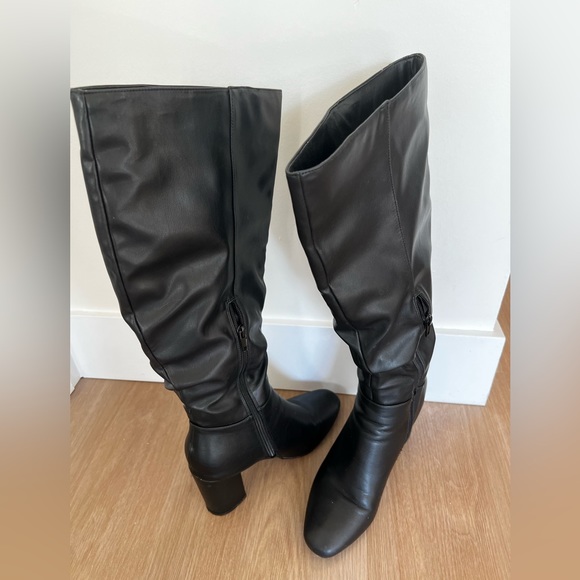 New Look Slouchy Heeled Knee High Boots. Black. US9 - Picture 5 of 5